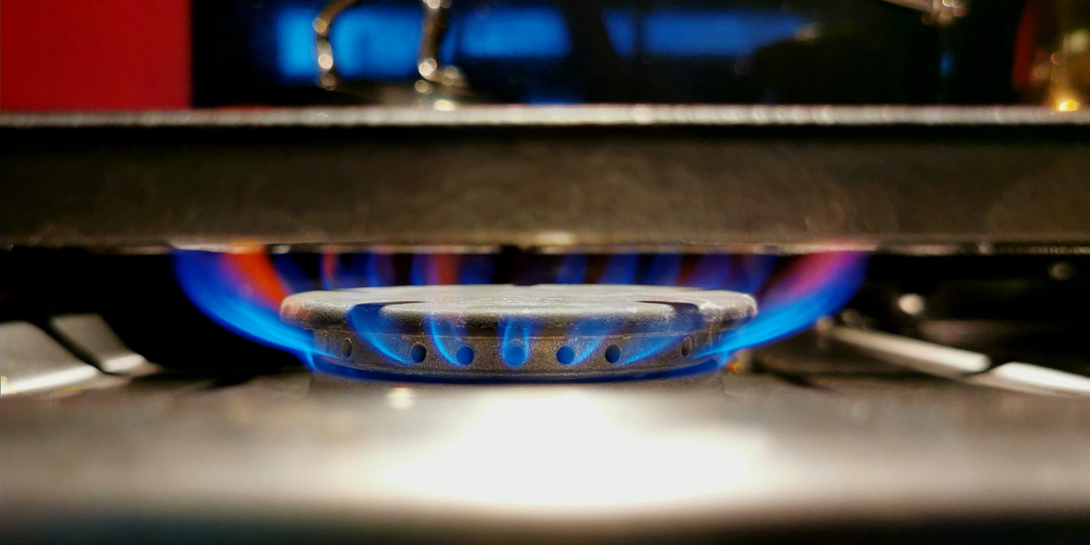 Image of a flaming gas hob